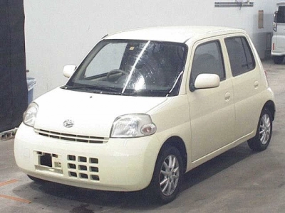 DAIHATSU ESSE