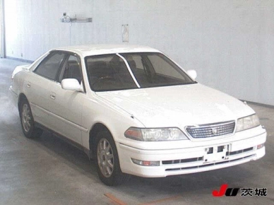 TOYOTA MARK II
