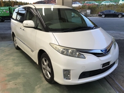 TOYOTA ESTIMA HYBRID