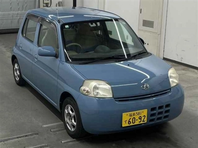 DAIHATSU ESSE