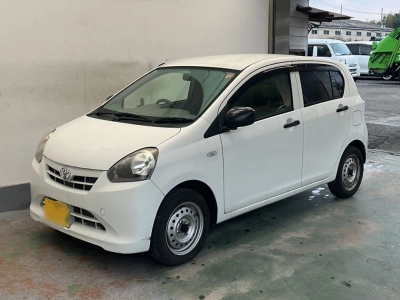 TOYOTA PIXIS EPOCH