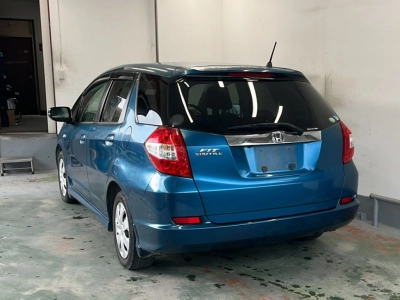 HONDA FIT SHUTTLE