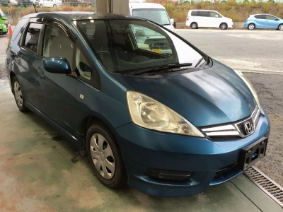 HONDA FIT SHUTTLE