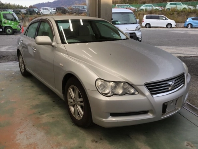 TOYOTA MARK X