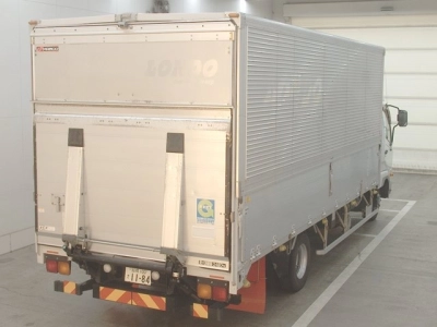 MITSUBISHI FUSO FIGHTER