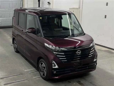 NISSAN ROOX