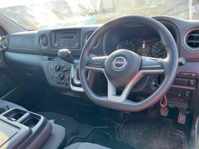 NISSAN CARAVAN