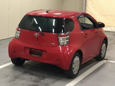 TOYOTA IQ
