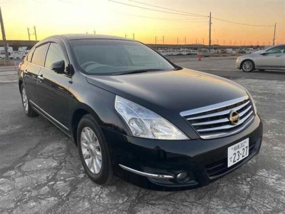 NISSAN TEANA