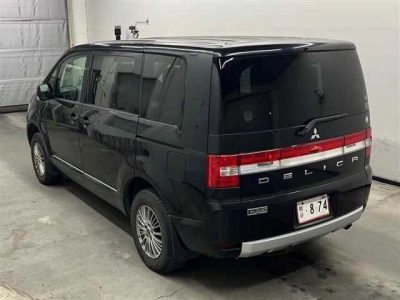 MITSUBISHI DELICA D:5