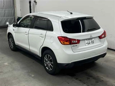 MITSUBISHI RVR