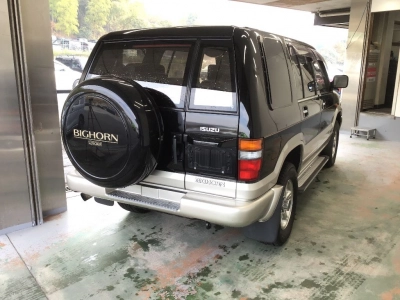 ISUZU BIGHORN