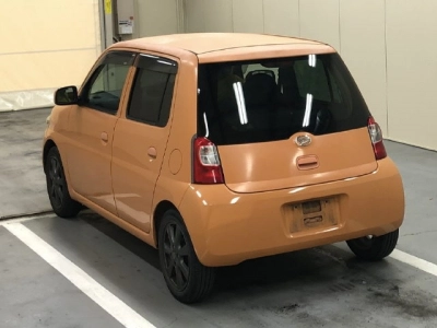 DAIHATSU ESSE