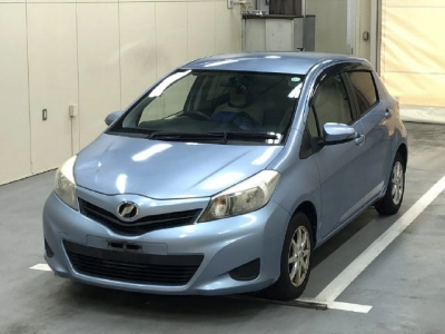 TOYOTA VITZ