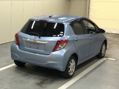 TOYOTA VITZ