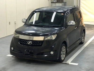 TOYOTA BB