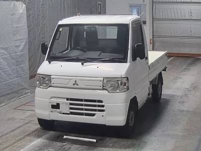 MITSUBISHI MINICAB TRUCK