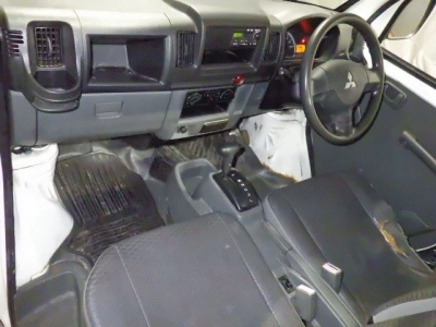 MITSUBISHI MINICAB TRUCK