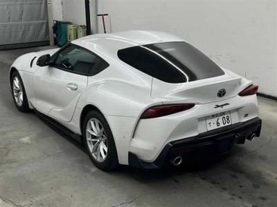 TOYOTA SUPRA