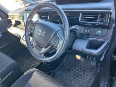 HONDA STEPWGN SPADA