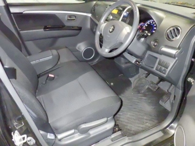 SUZUKI WAGON R STINGRAY