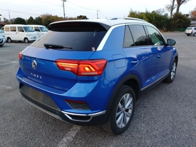 VOLKSWAGEN T-ROC