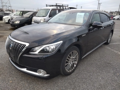 TOYOTA CROWN MAJESTA