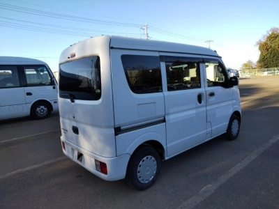 MITSUBISHI MINICAB