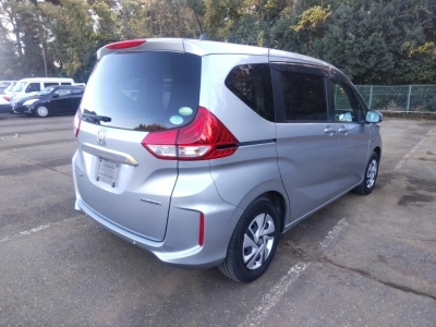 HONDA FREED+