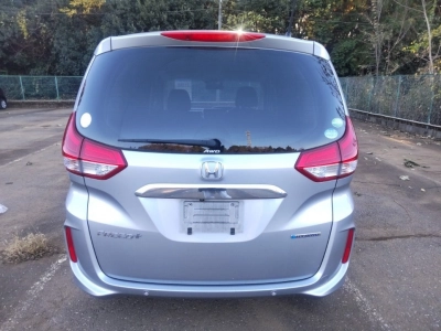 HONDA FREED+