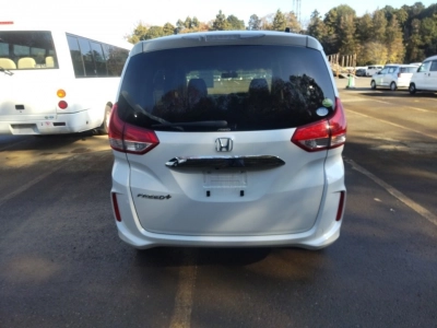 HONDA FREED+