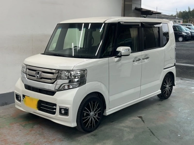 HONDA N BOX CUSTOM