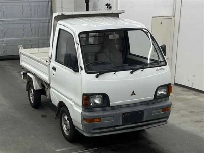MITSUBISHI MINICAB TRUCK