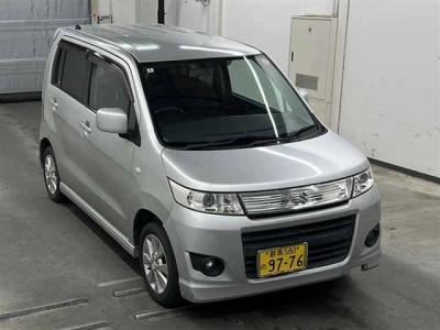 SUZUKI WAGON R STINGRAY