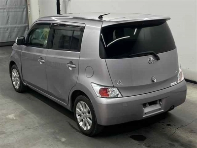 TOYOTA BB