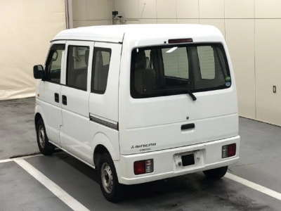 MITSUBISHI MINICAB