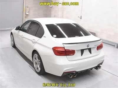 BMW 3 SERIES