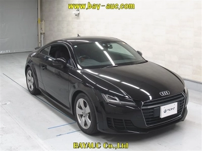 AUDI TT