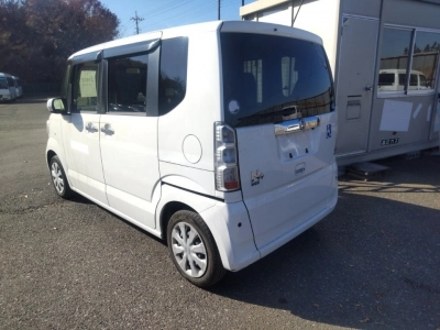 HONDA N BOX +