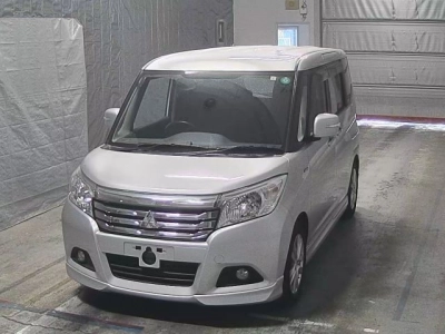 MITSUBISHI DELICA D:2