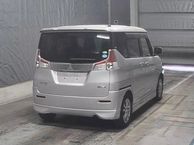 MITSUBISHI DELICA D:2