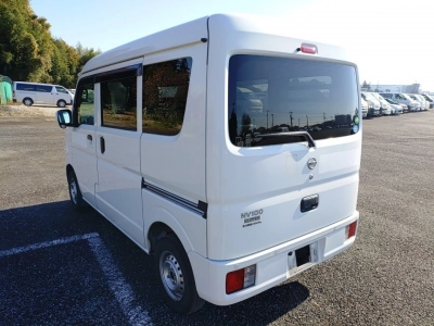 NISSAN NV100 CLIPPER