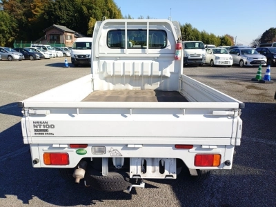 NISSAN NT100 CLIPPER