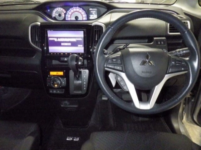 MITSUBISHI DELICA D:2