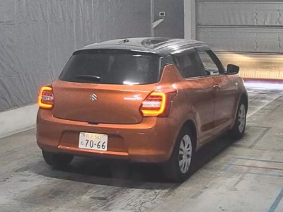 SUZUKI SWIFT