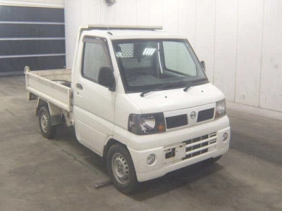 NISSAN CLIPPER