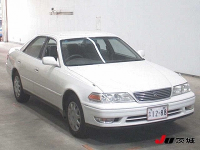 TOYOTA MARK II