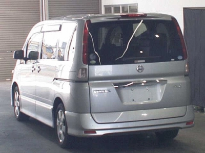 NISSAN SERENA