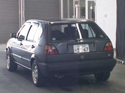 VOLKSWAGEN GOLF