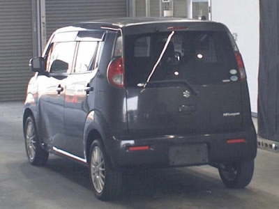SUZUKI MRWAGON